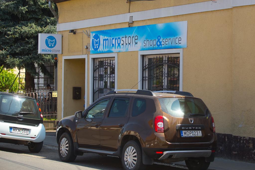 Airport Microstore Panzio فيتْشيش المظهر الخارجي الصورة